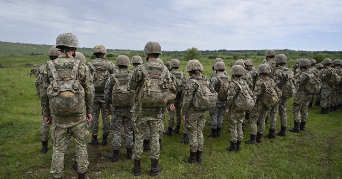 Legislativul dă undă verde achiziționării de tancuri și implementării serviciului militar voluntar de 4 luni, conform cererii MApN