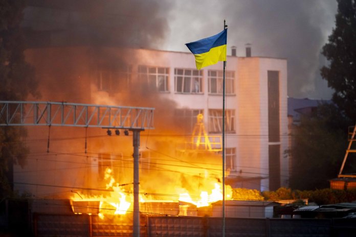 „Nu e gata”: Trump îl acuză pe Zelenski după trei zile de discuții intense privind planul de pace pentru Ucraina