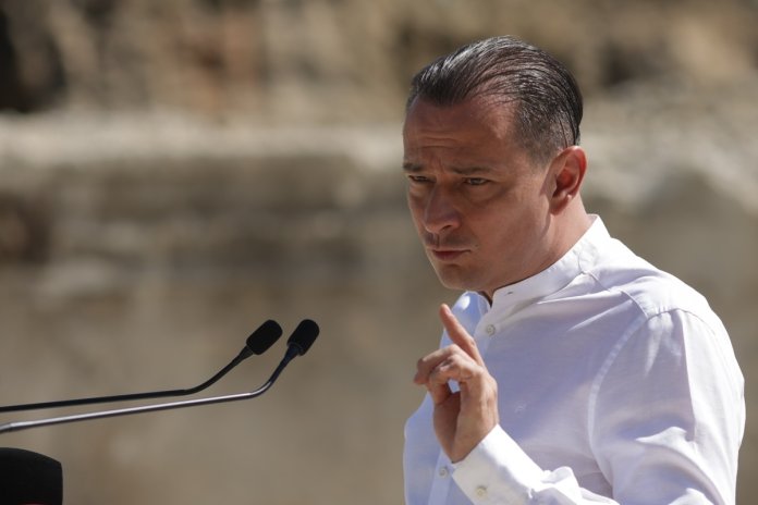 Primăria Capitalei: Un candidat suplimentar renunță și își manifestă sprijinul pentru Daniel Băluță, în urma lui Makaveli și Vlad Gheorghe.