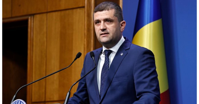 Radu Miruță ia în primire Ministerul Apărării. Cine îi va urma la Economie?