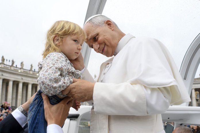 Răspunsul Papei Leon adresat unei fetițe din București, în Seara de Crăciun