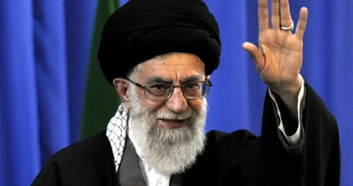 Imperiul secret de 95 de miliarde de dolari al ayatollahului Khamenei: Cum a luat mii de locuințe și a strâns bogăție din suferința poporului iranian.