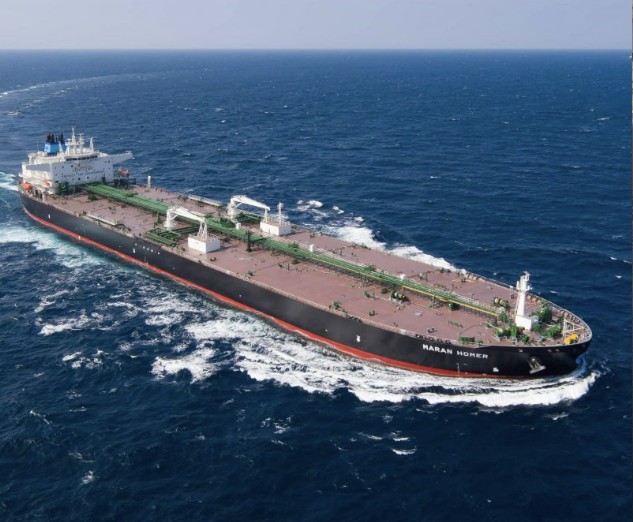 Petrolier elen având un român la bord, atacat pe Marea Neagră