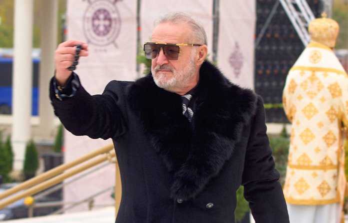 Gigi Becali a primit validarea de la Mirel Rădoi: „Cine te face să te simți mai jenat?!”