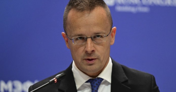 Ministrul ungar de externe, Peter Szijjarto, acuzat de distrugerea documentelor: afirmațiile noului conducător de la...