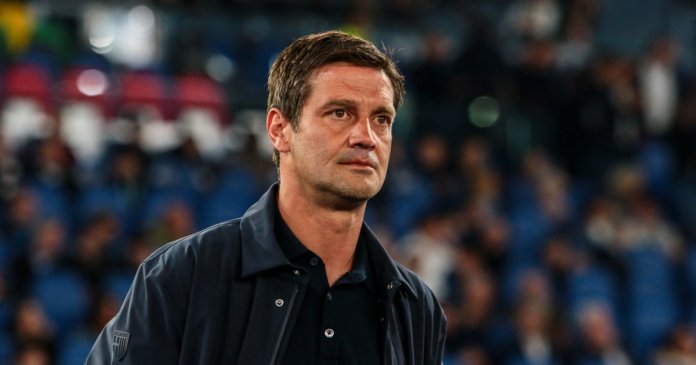 Inter a câștigat trofeul în Serie A. Cristi Chivu este primul tehnician român care reușește această...