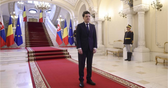 Negocierile pentru formarea noului Guvern, blocate. Care sunt cauzele întârzierii lui Nicușor Dan în desemnarea unui premier?