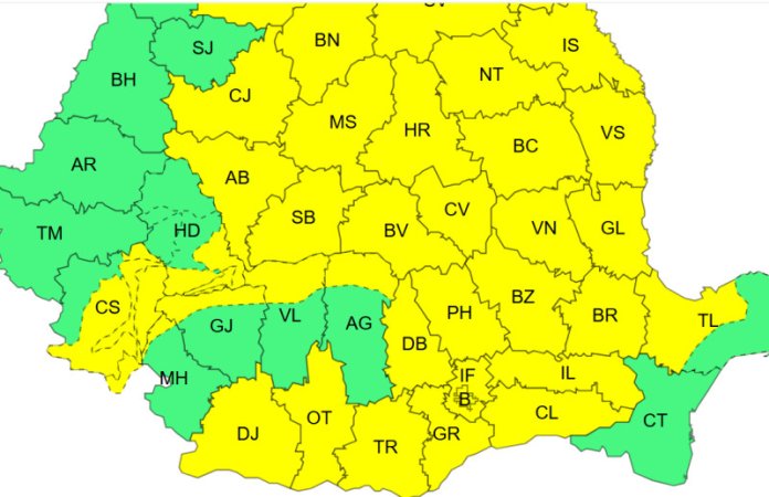 ANM a revizuit prognoza: perioada precipitațiilor și furtunilor. Județele afectate de cod galben și informații...