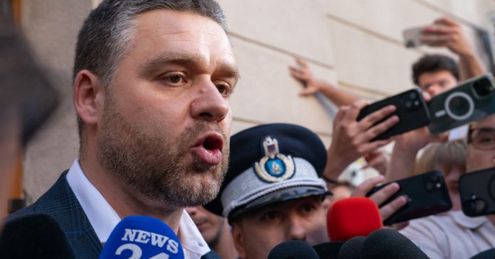 Câte persoane din București cred că primarul Ciprian Ciucu ar trebui să renunțe la funcție ca urmare a investigației DNA?