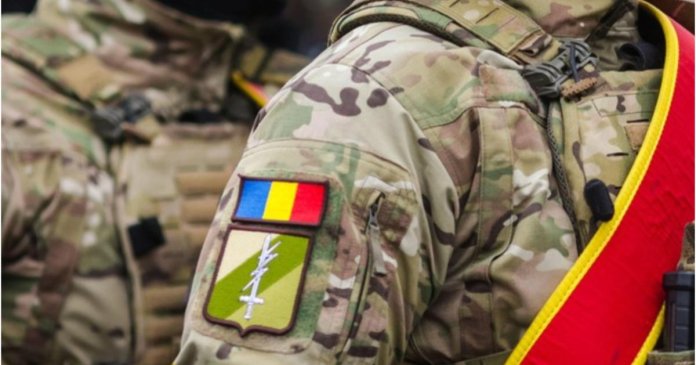 Un ofiţer utiliza resursele Armatei pentru a-şi cumpăra adidaşi şi tricouri, cerând soldaţilor să-i efectueze lucrări de vopsire.
