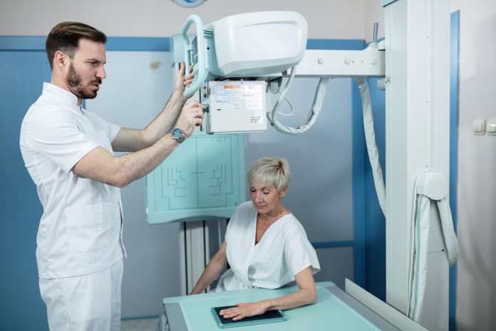 Stereotaxia verticală și cea orizontală, două moduri de a ajunge la aceeași leziune