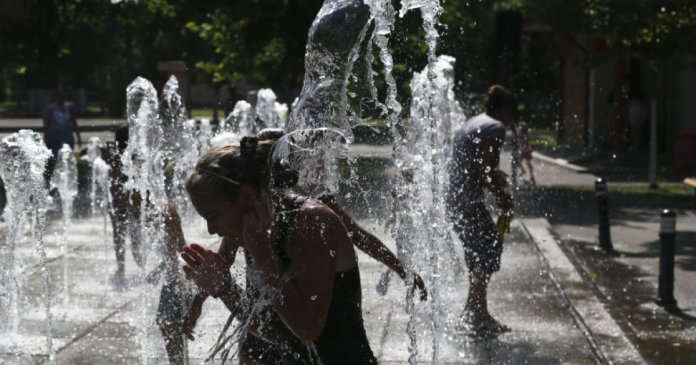 ANM a revizuit prognoza: temperaturi ce pot ajunge până la 41°C la umbră. Când se va instala canicula la maxim și ce zone vor fi influențate...
