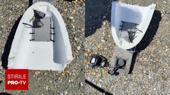 Resturi de dronă găsite în Marea Neagră, aproape de Olimp. Salvamarii le-au văzut la 30 de metri de mal.